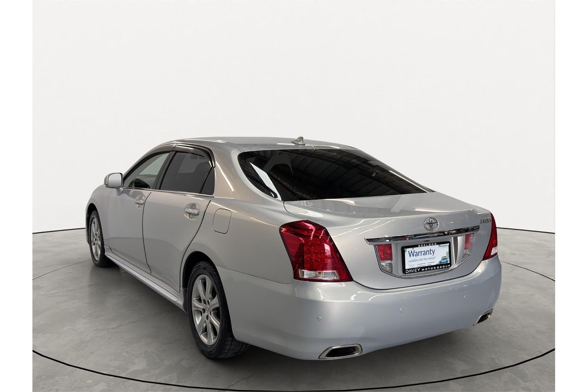 2012 Toyota Crown Majesta I-four 4WD