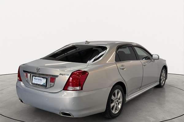 2012 Toyota Crown Majesta I-four 4WD