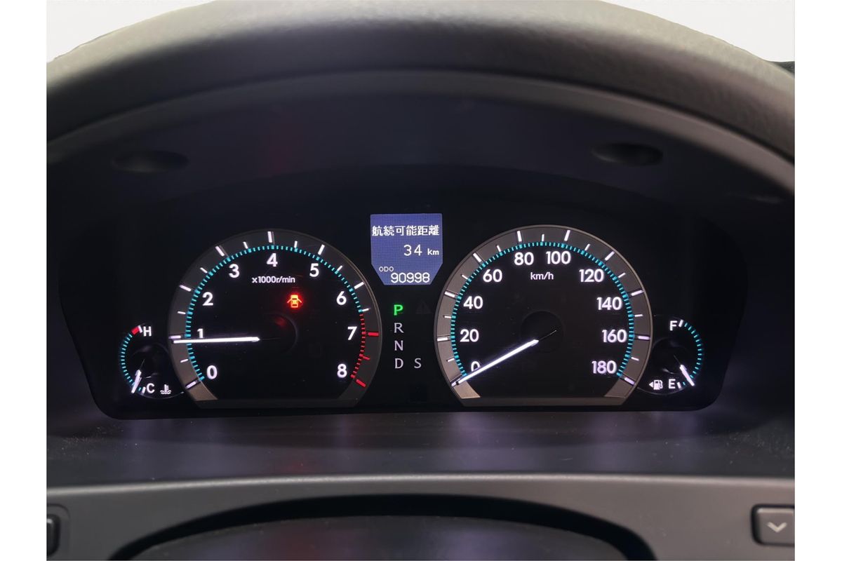 2010 Toyota Crown Majesta URS206