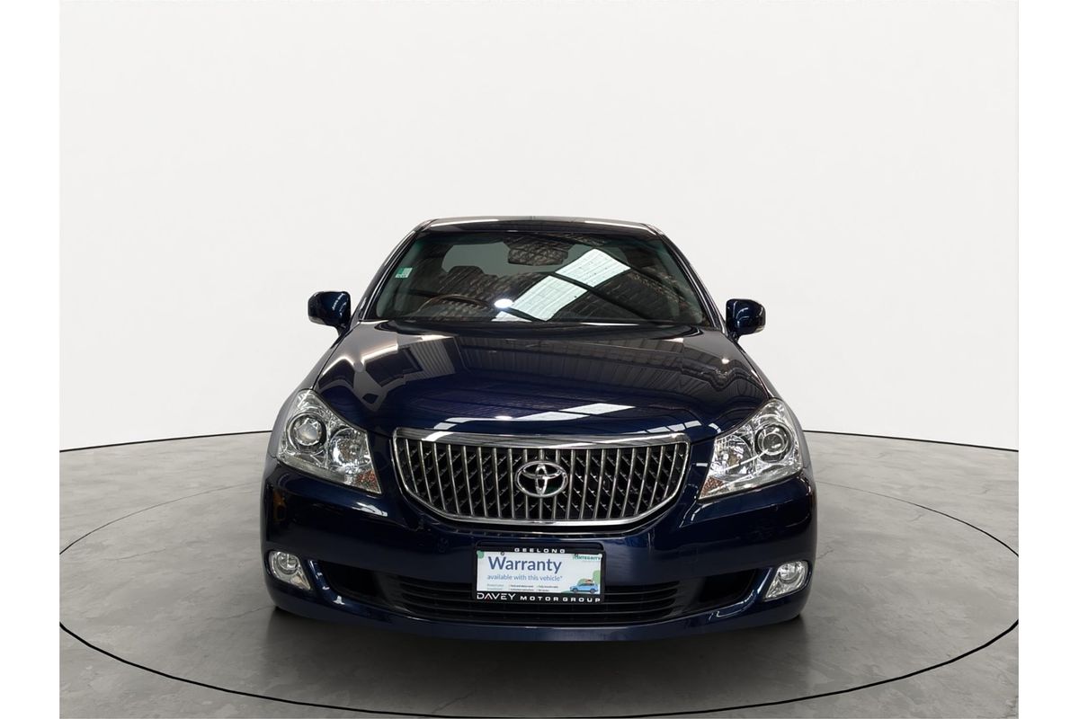 2010 Toyota Crown Majesta URS206