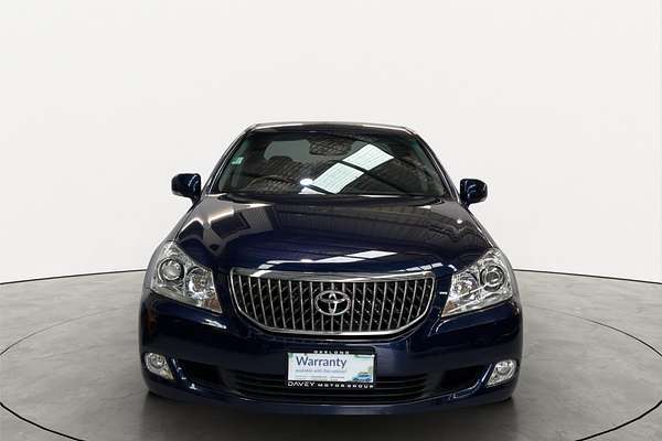 2010 Toyota Crown Majesta URS206