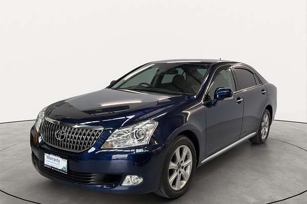 2010 Toyota Crown Majesta URS206