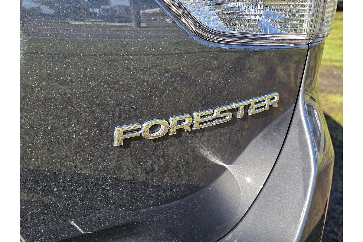 2025 Subaru Forester 2.5i-S S5