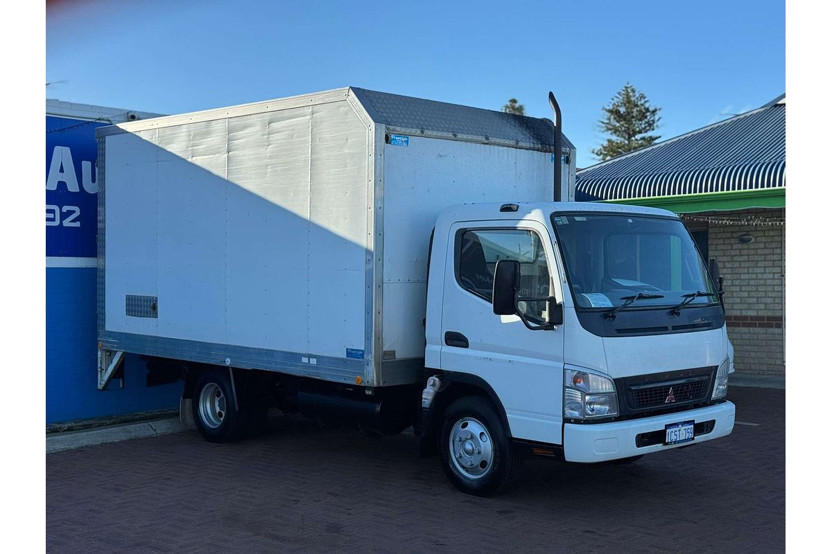 2006 Mitsubishi Canter FE84P 3.5 4x2