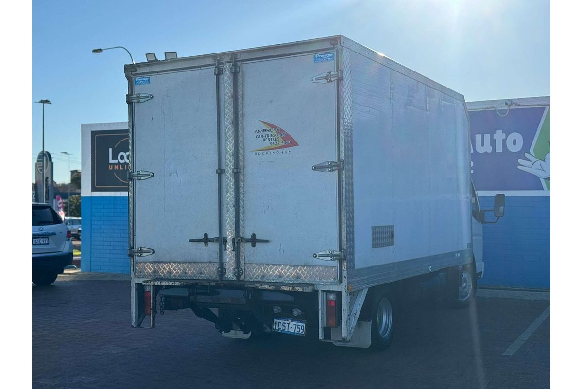 2006 Mitsubishi Canter FE84P 3.5 4x2