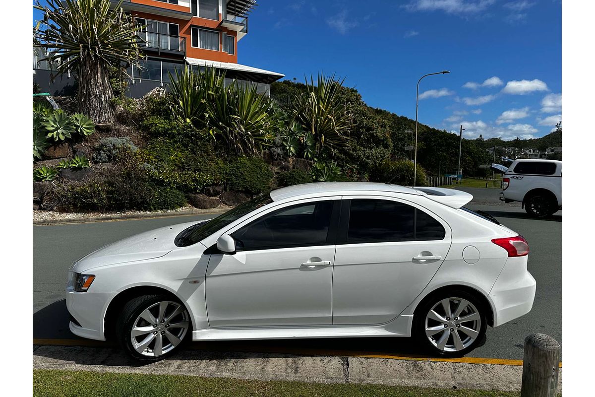 2014 Mitsubishi Lancer GSR CJ