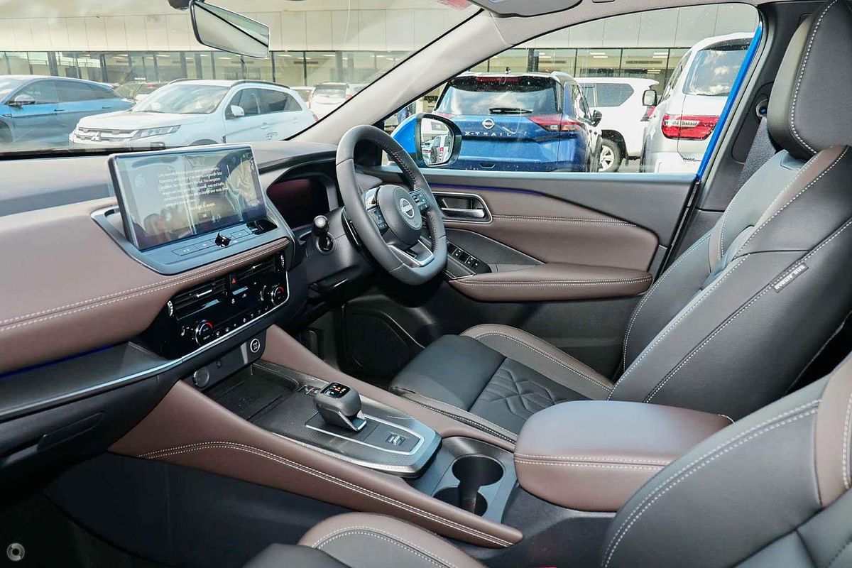 2025 Nissan QASHQAI Ti J12