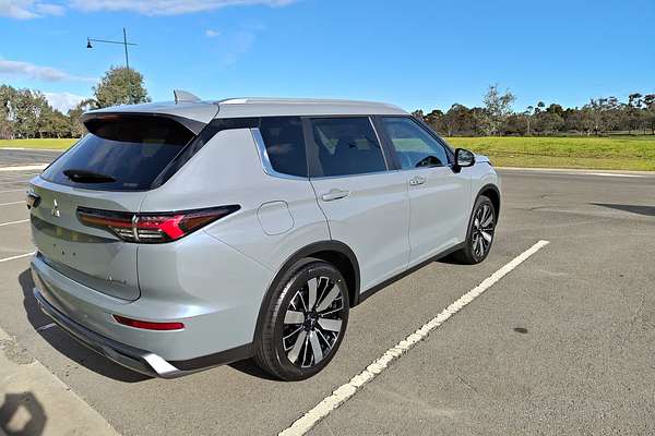 2025 Mitsubishi Outlander Aspire ZM