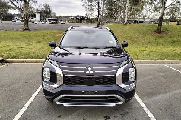 2025 Mitsubishi Outlander Exceed ZM