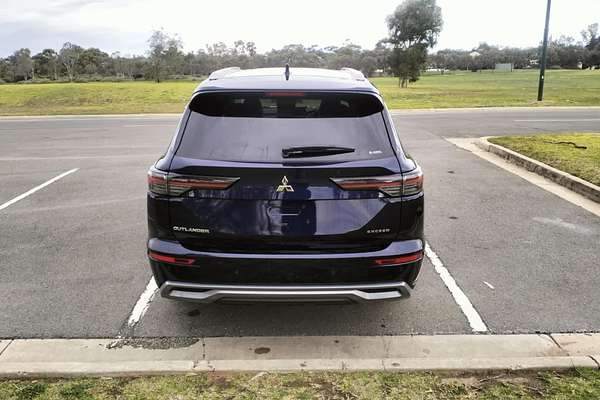 2025 Mitsubishi Outlander Exceed ZM