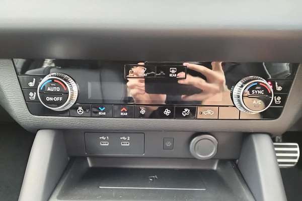 2025 Mitsubishi Outlander Exceed ZM