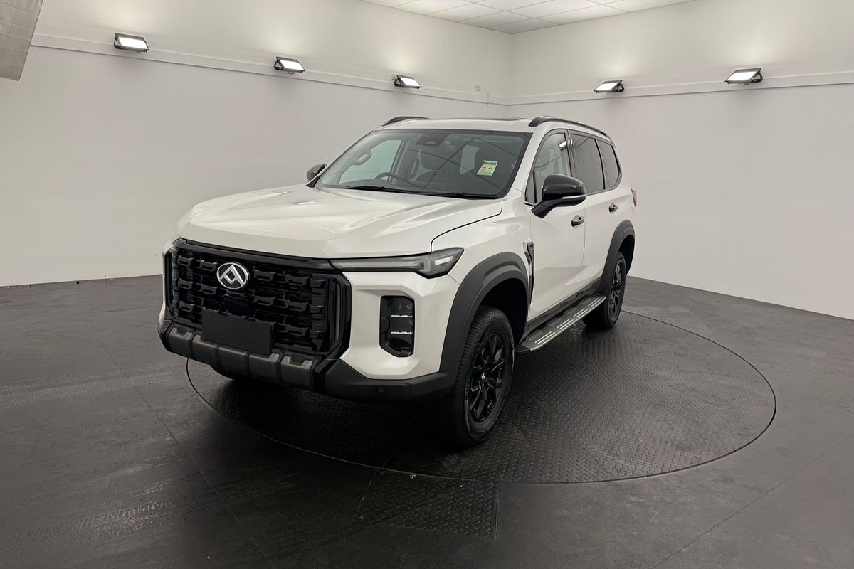 2025 LDV D90 Executive SV9A