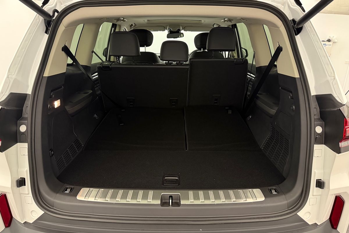 2025 LDV D90 Executive SV9A