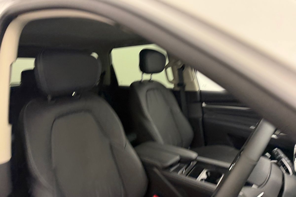 2025 LDV D90 Executive SV9A