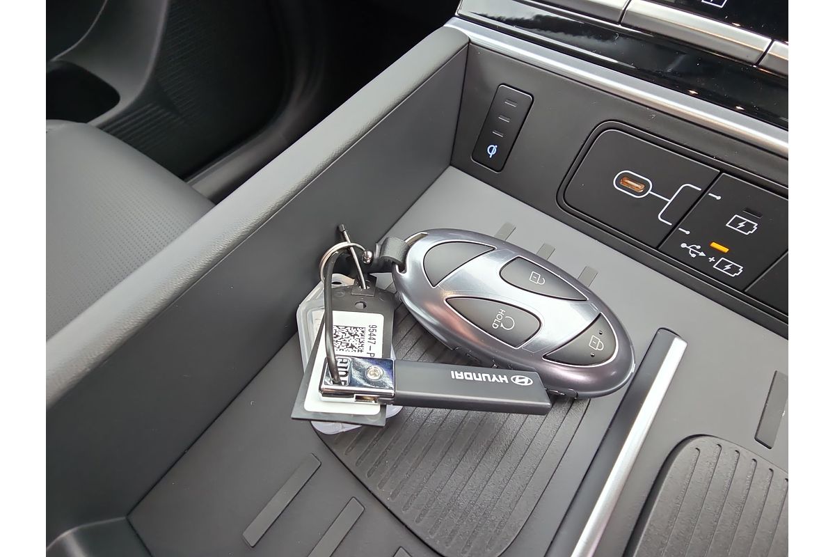 2025 Hyundai Santa Fe Hybrid Elite MX5.V1