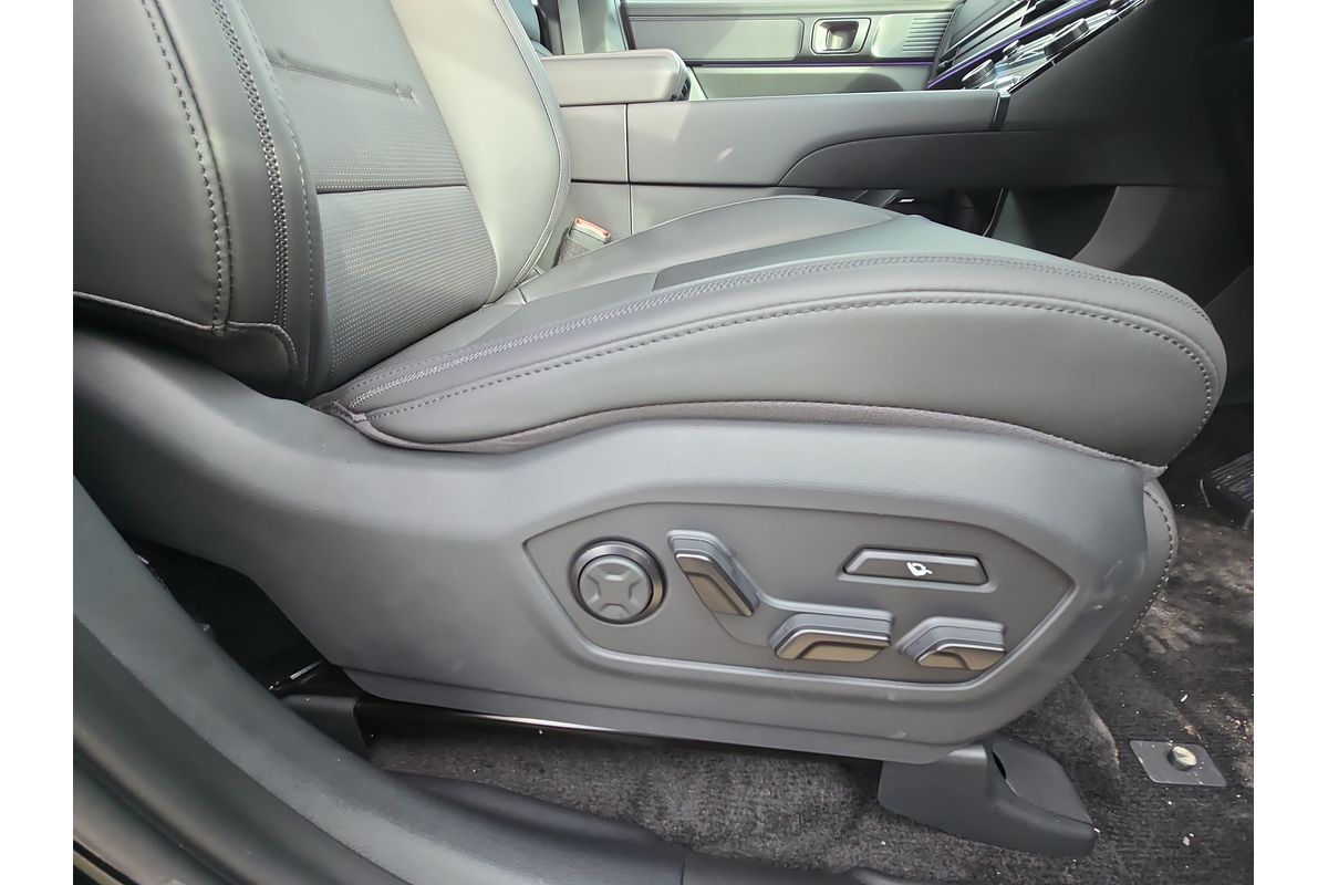 2025 Hyundai Santa Fe Hybrid Calligraphy MX5.V1
