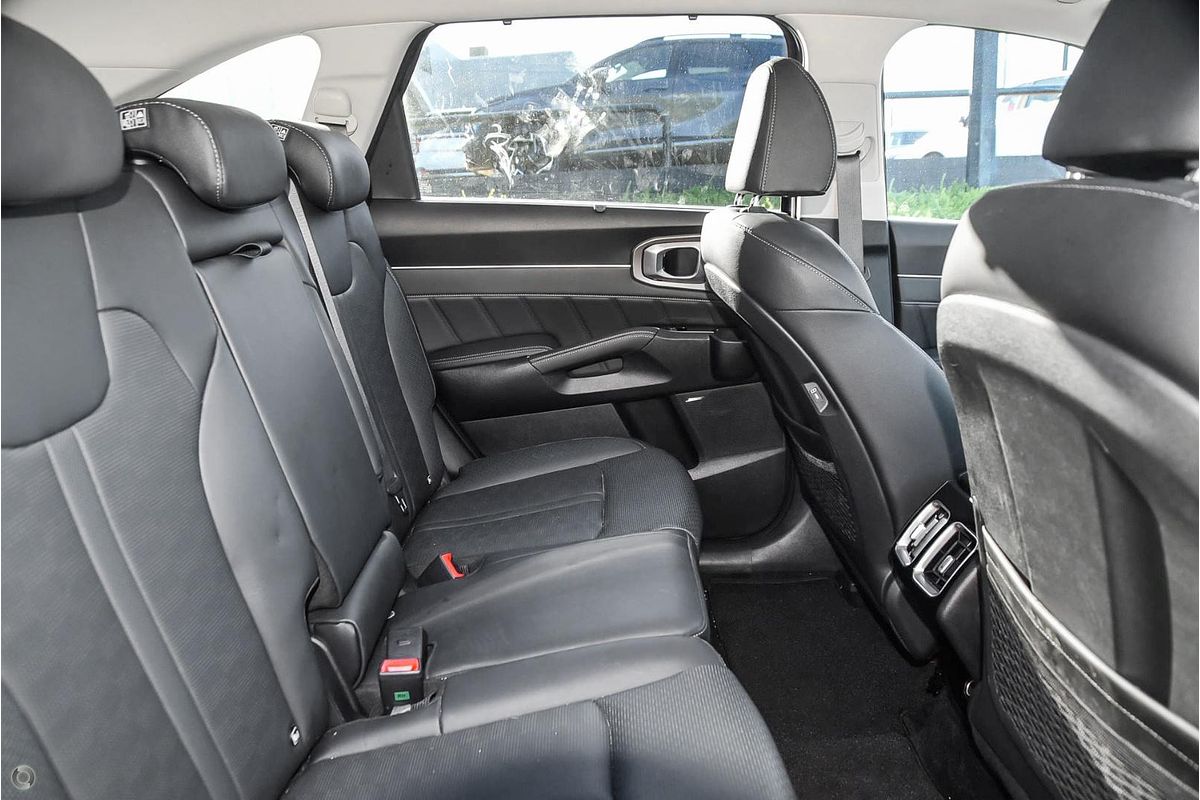 2025 Kia Sorento Sport+ MQ4 PE