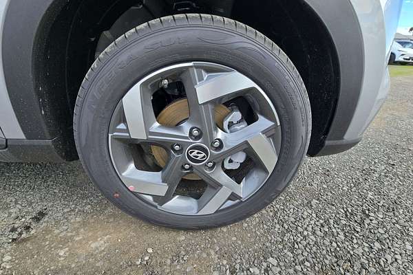 2025 Hyundai Venue Elite QX.V5