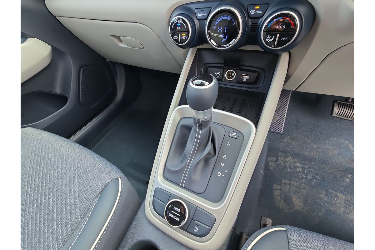 2025 Hyundai Venue Elite QX.V5