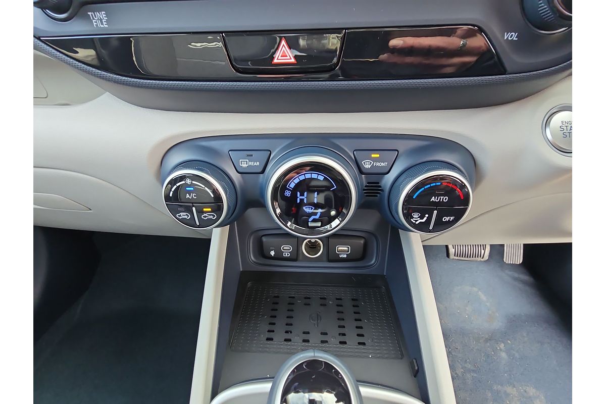 2025 Hyundai Venue Elite QX.V5