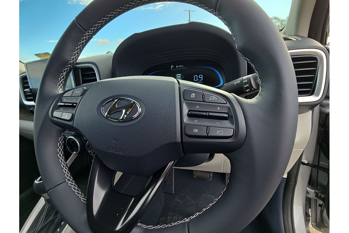 2025 Hyundai Venue Elite QX.V5