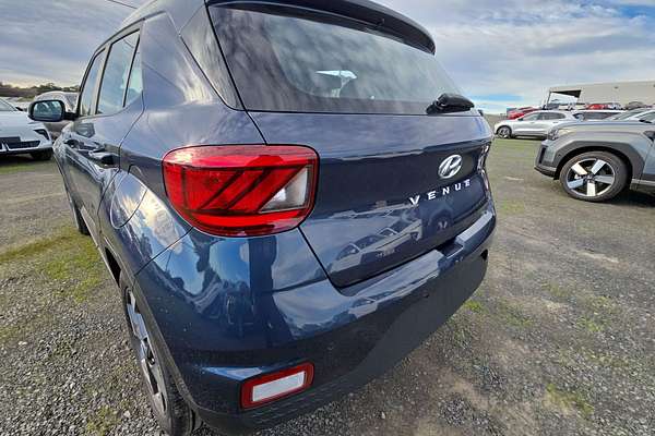 2025 Hyundai Venue Active QX.V5
