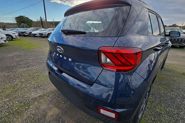 2025 Hyundai Venue Active QX.V5