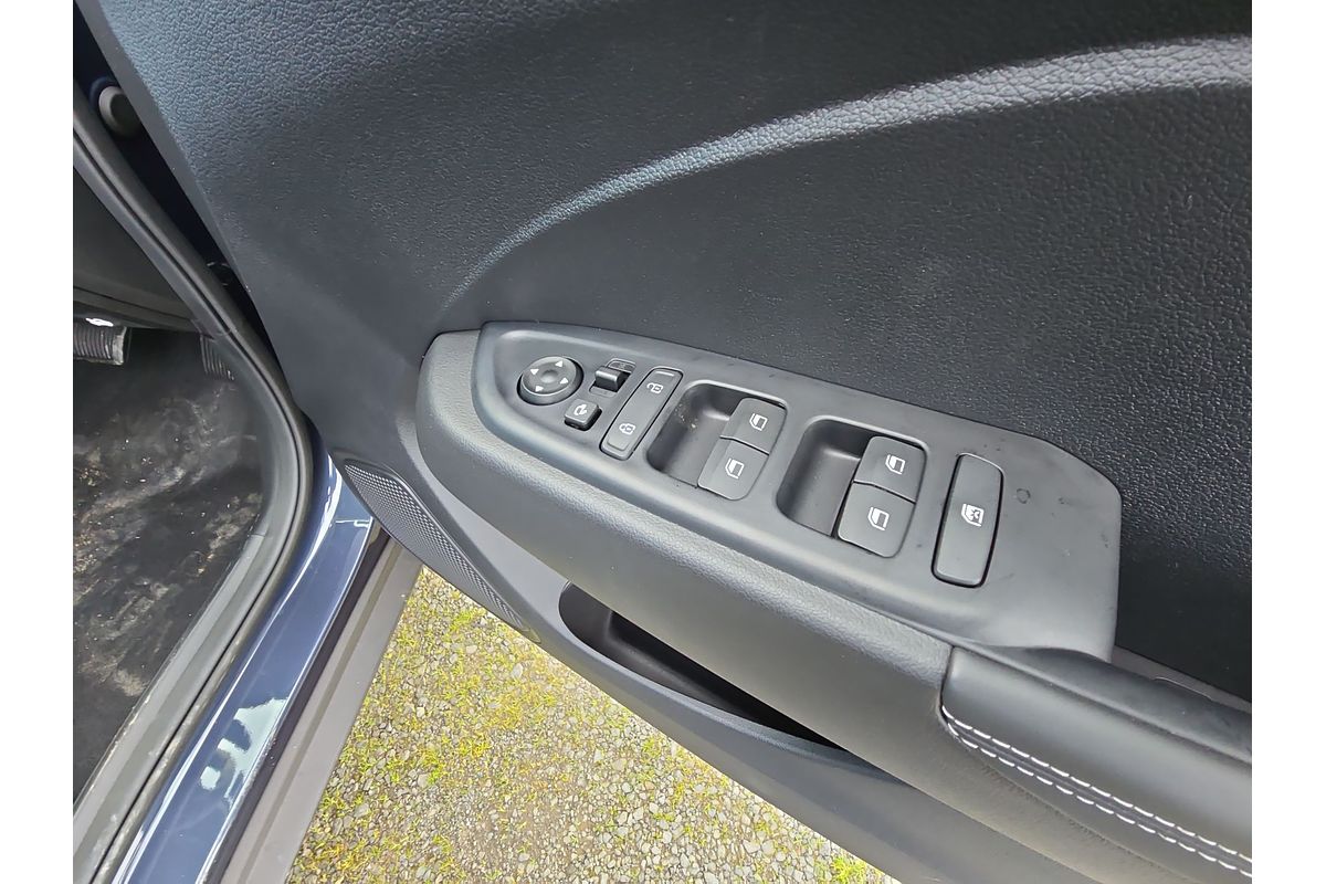 2025 Hyundai Venue Active QX.V5