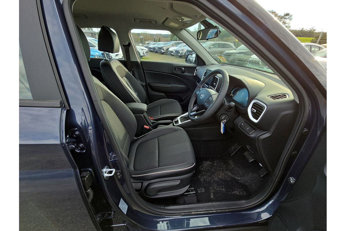 2025 Hyundai Venue Active QX.V5
