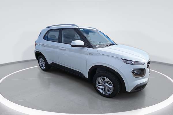 2025 Hyundai Venue  QX.V5