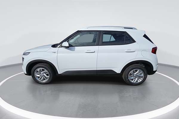 2025 Hyundai Venue  QX.V5