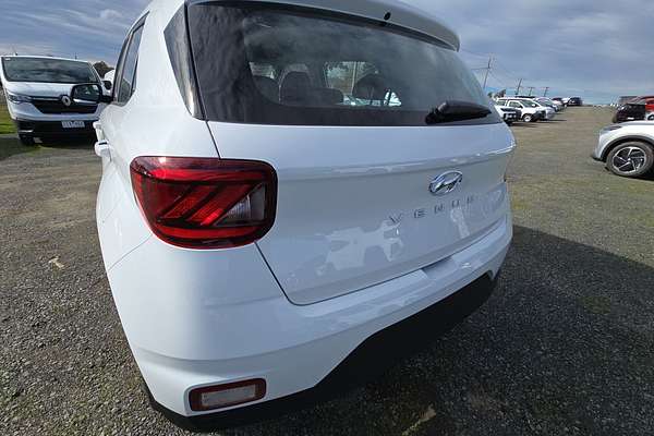 2025 Hyundai Venue  QX.V5