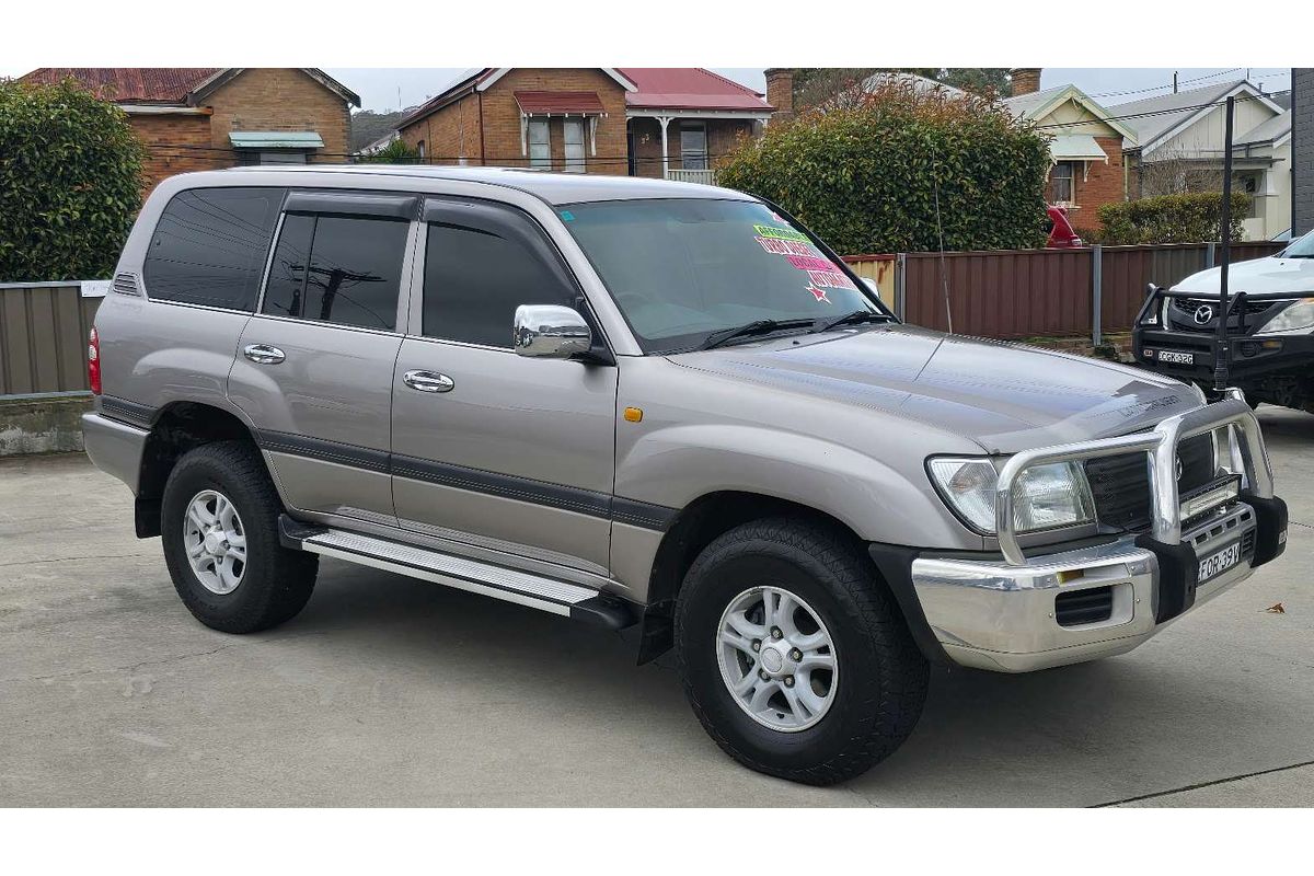 2004 Toyota Landcruiser GXL HDJ100R