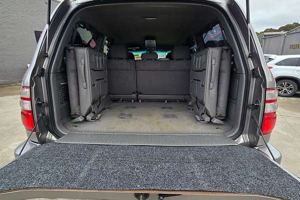 2004 Toyota Landcruiser GXL HDJ100R