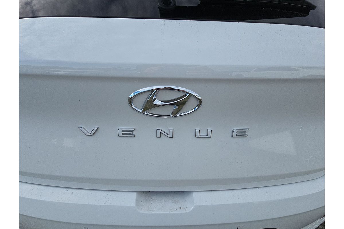 2025 Hyundai Venue Elite QX.V5