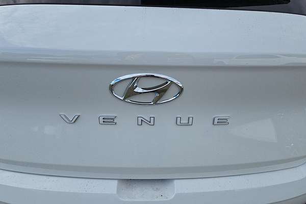 2025 Hyundai Venue Elite QX.V5