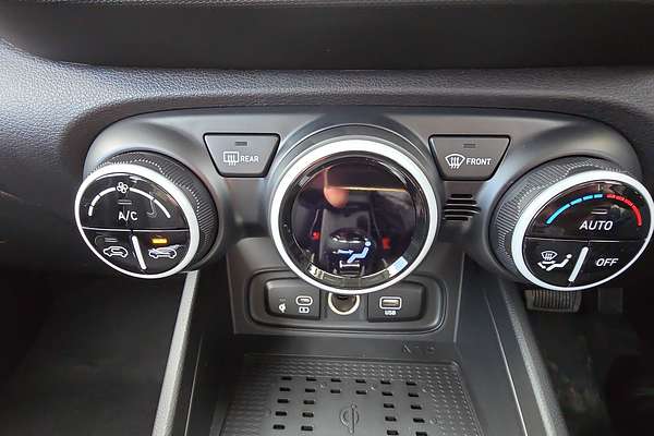 2025 Hyundai Venue Elite QX.V5