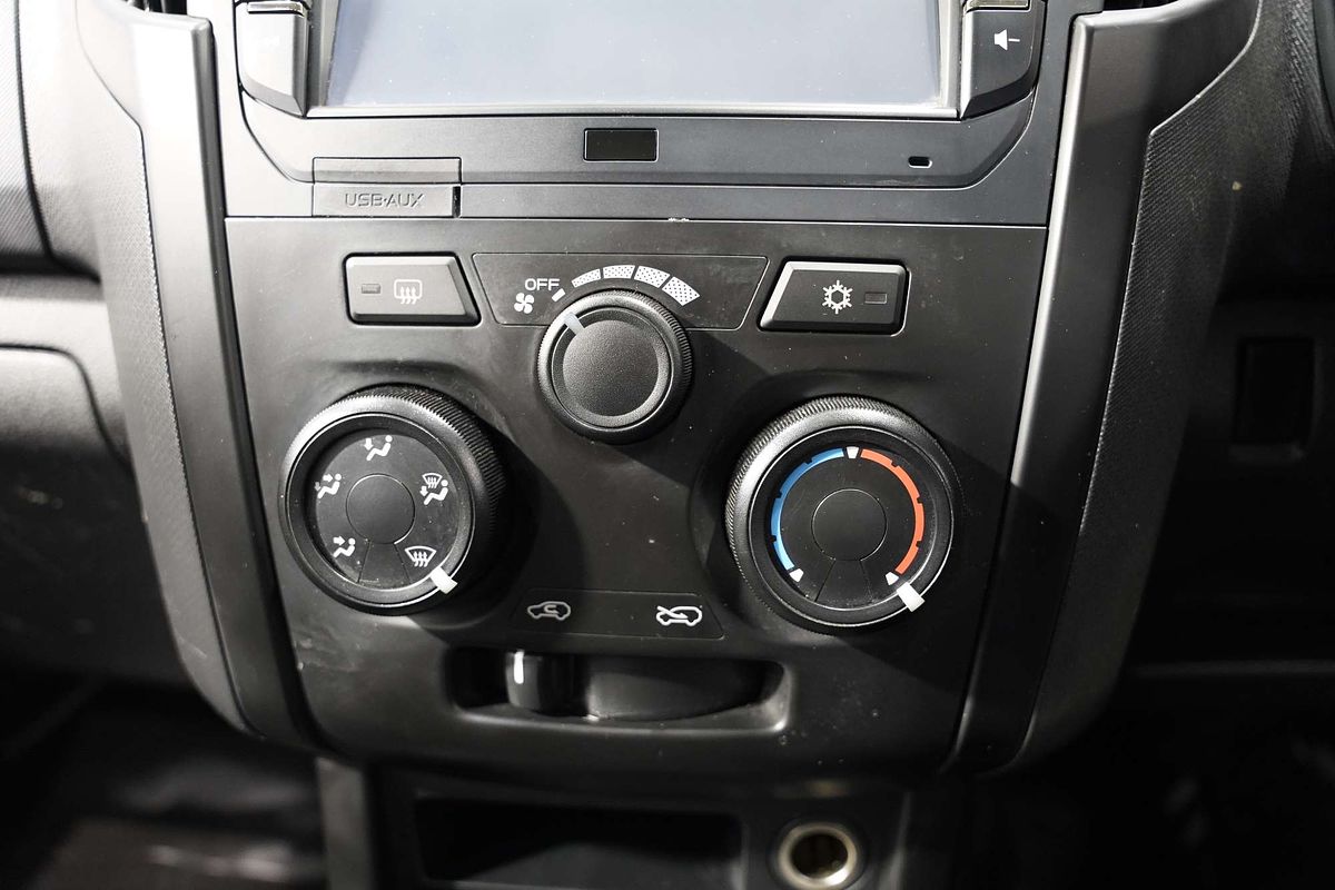 2018 Isuzu D-MAX SX High Ride Rear Wheel Drive