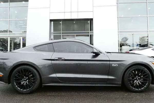 2017 Ford Mustang