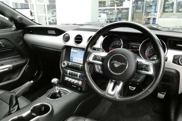 2017 Ford Mustang