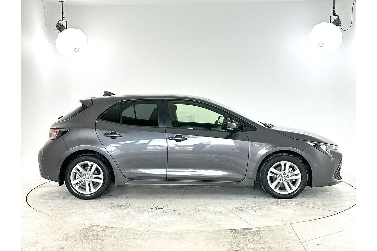 2021 Toyota Corolla SX Hybrid ZWE211R
