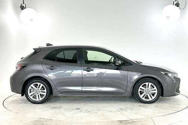 2021 Toyota Corolla SX Hybrid ZWE211R