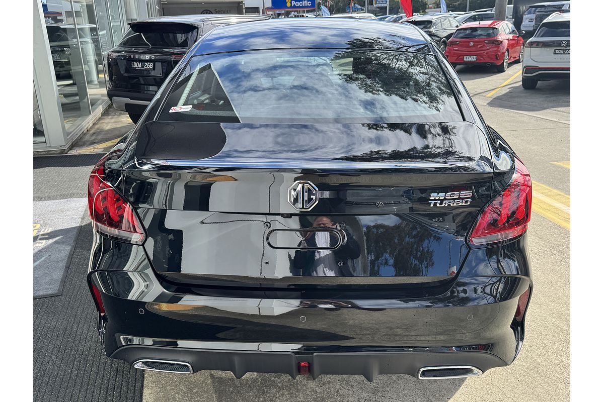 2025 MG MG5 Essence