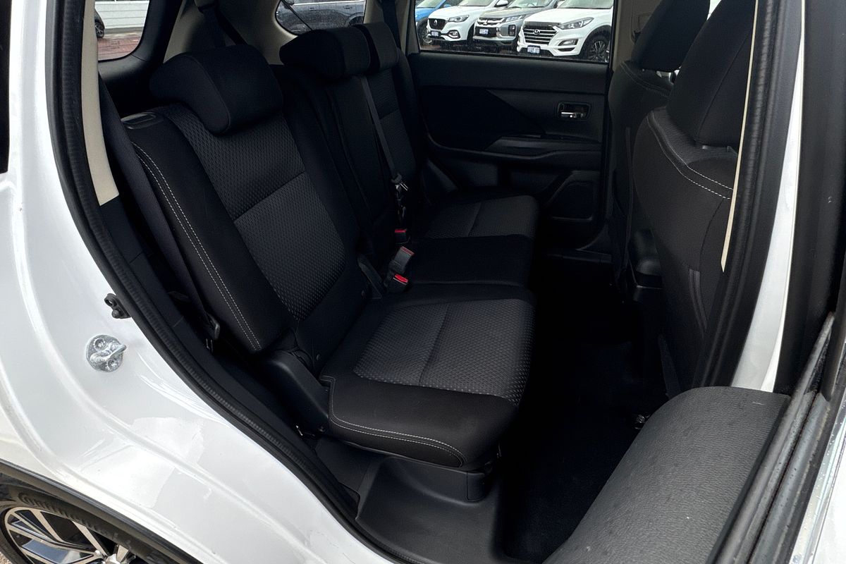 2018 Mitsubishi Outlander LS ZL