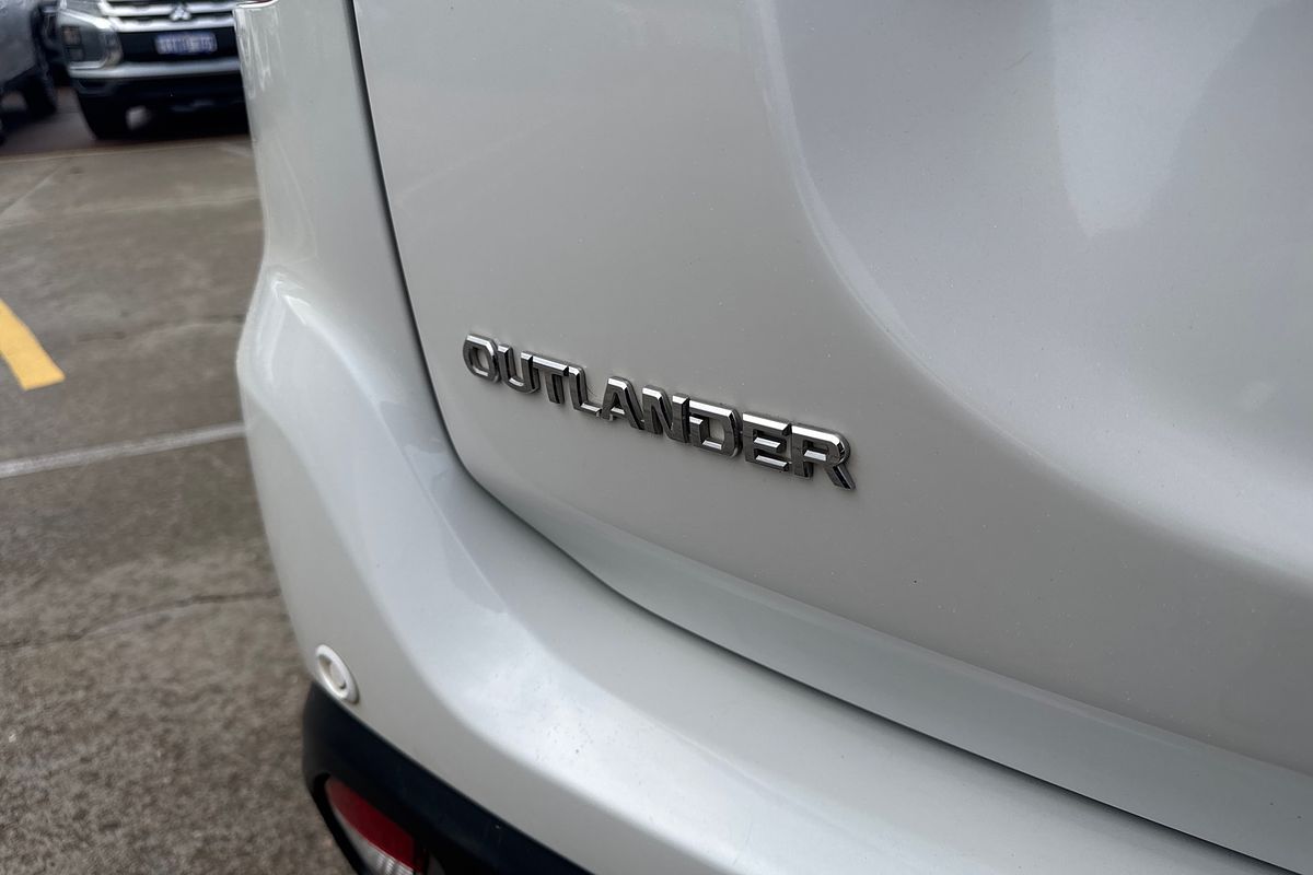 2018 Mitsubishi Outlander LS ZL