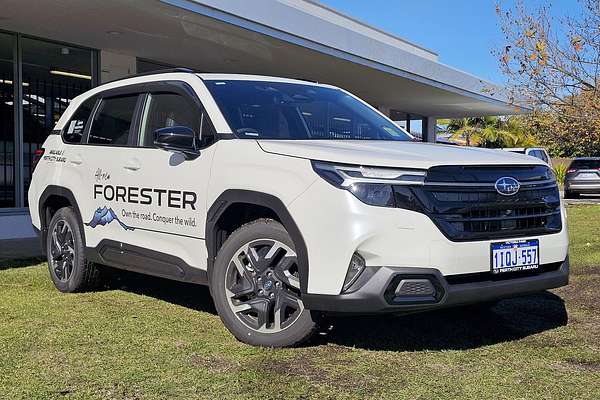 2025 Subaru Forester Touring S6