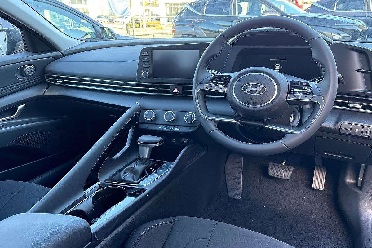 2025 Hyundai i30 Hybrid CN7.V2
