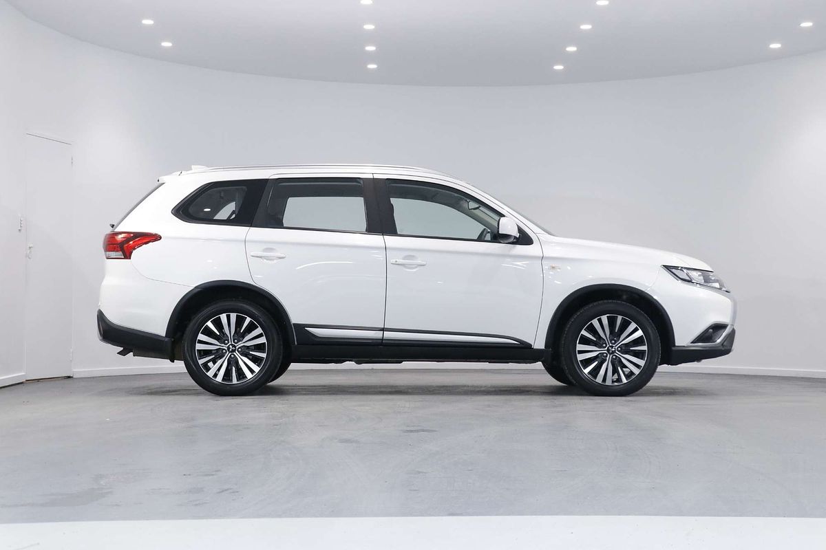 2018 Mitsubishi Outlander ES ADAS ZL