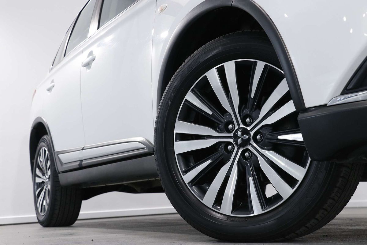 2018 Mitsubishi Outlander ES ADAS ZL