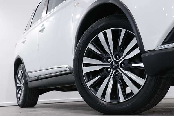 2018 Mitsubishi Outlander ES ADAS ZL